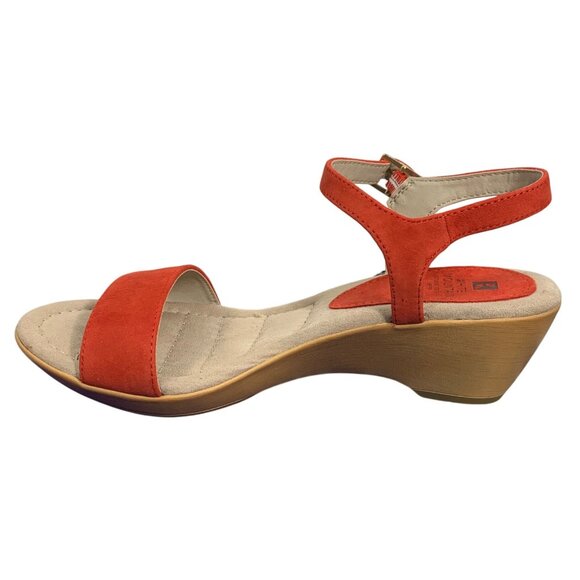 NIB $54 White Mountain Corkys Chili Red Suede Wedge Sandals Womens SZ 8M - Picture 3 of 7